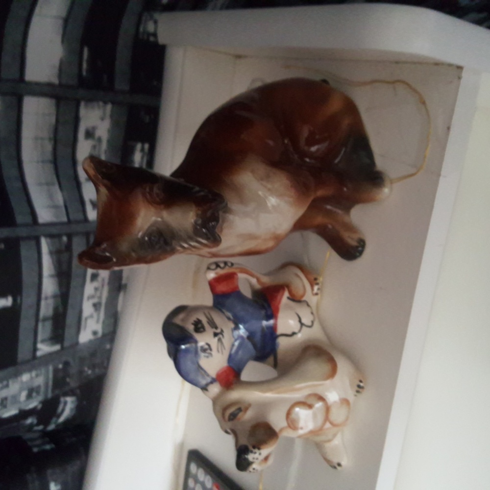 SOUVENIRS. - Picture 2 of 4